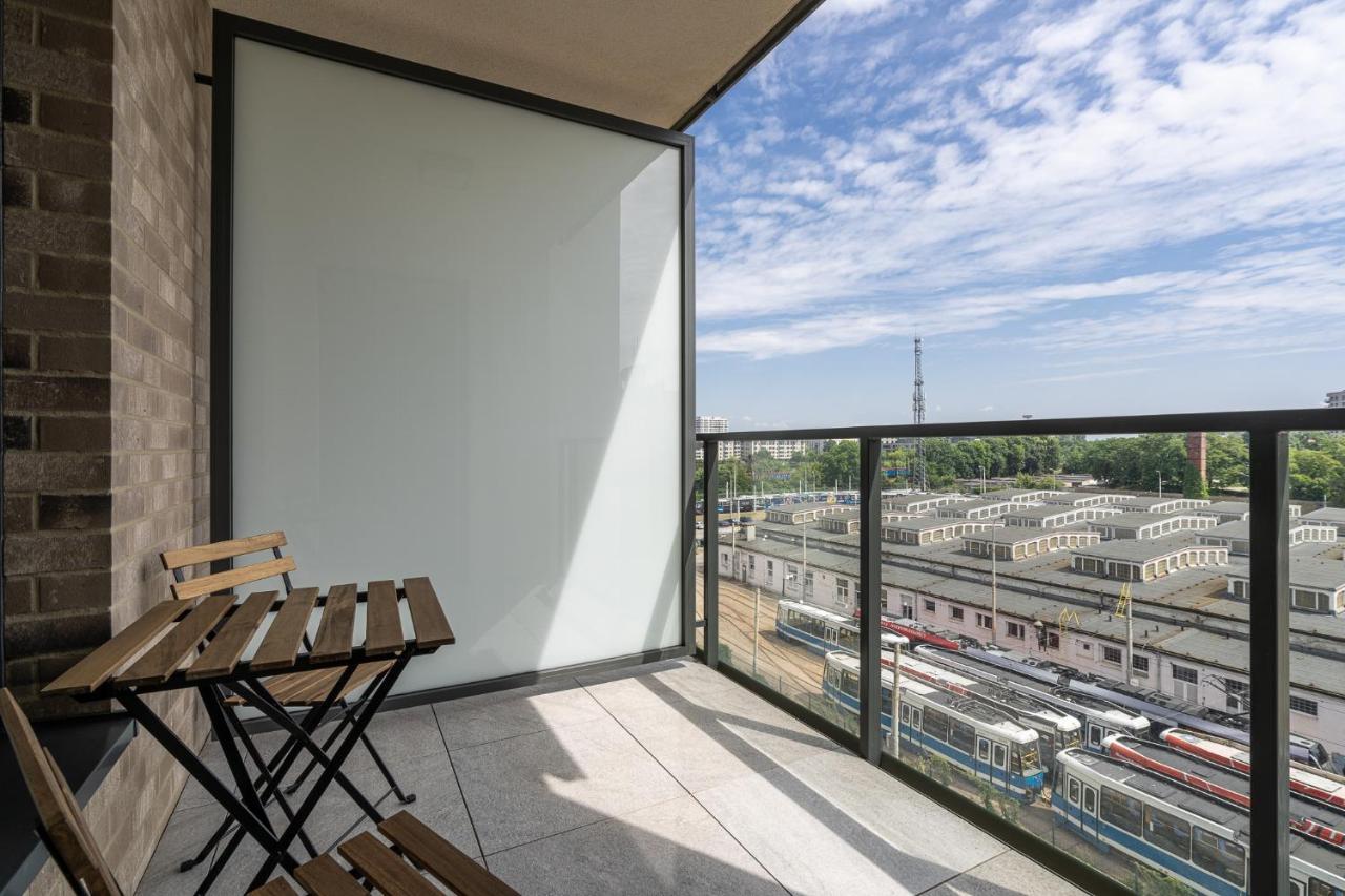 Rentplanet - Apartamenty Zajezdnia - Wroclaw — Photos 2